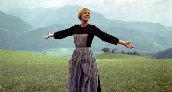6cc1bb-20150317-julie-andrews-in-the-sound-of-music